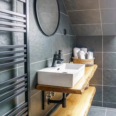 Liliowa Homestay szállás *