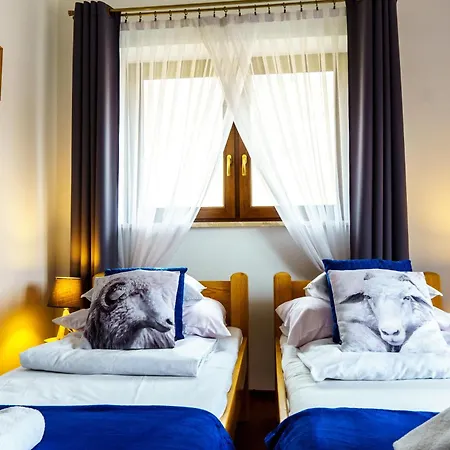 Liliowa Homestay szállás *